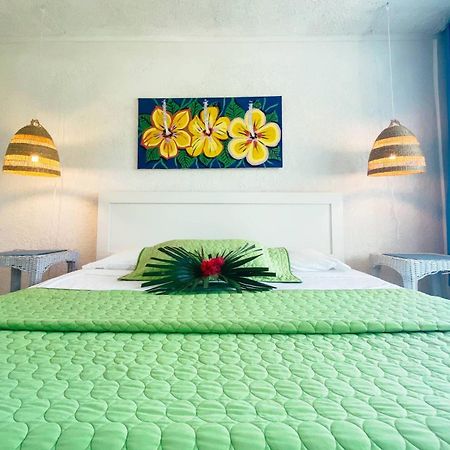 Greenwood Beach Resort Bailey Town  Eksteriør billede