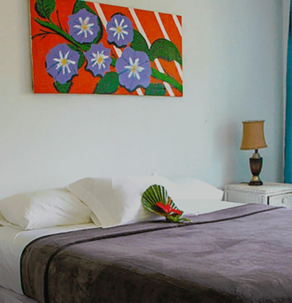 Greenwood Beach Resort Bailey Town  Eksteriør billede